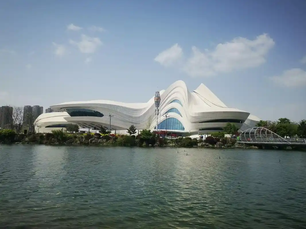 湖南长沙梅溪湖公园一日游攻略