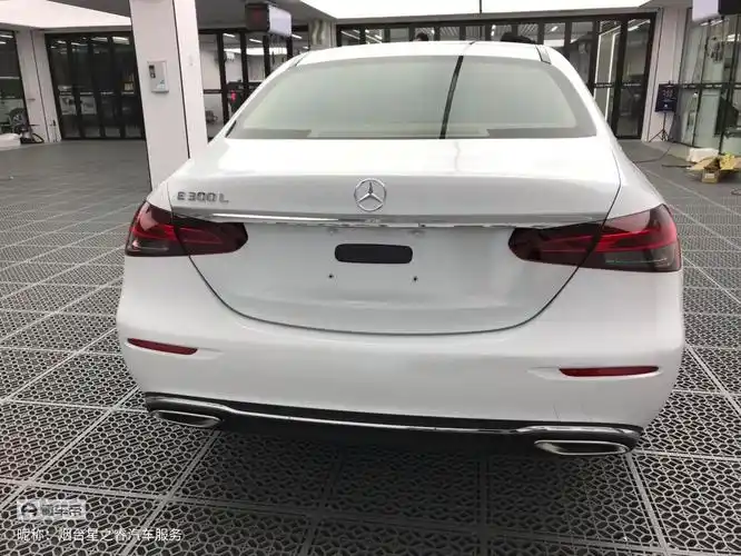 你见过白色的奔驰e300