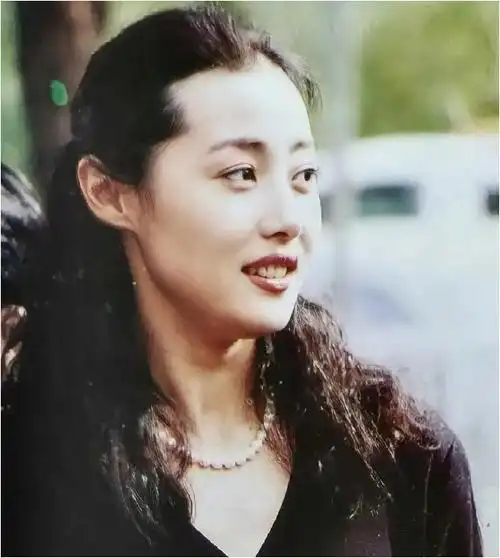 刘蓓两度成张若昀后妈容忍张健花心她究竟所求何物