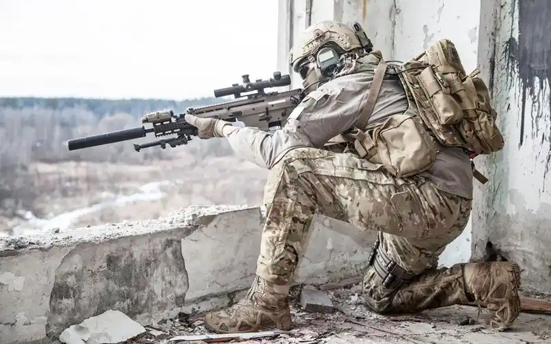 电影中狙击手的形象-1