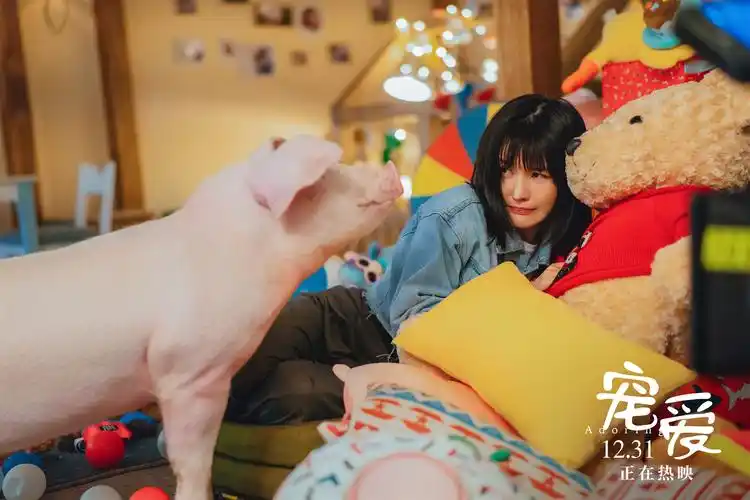 电影《宠爱》曝杨子姗钟汉良幕后特辑 杨子姗走心演绎获好评