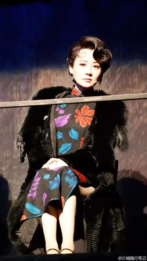 彭于晏的肌肉周韵的美丽都败给了这个49岁的人间尤物