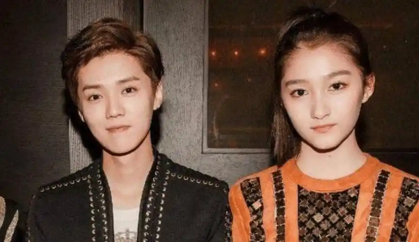 关晓彤终于为鹿晗庆生,得知祝福迟来原因后,这是小细节上的浪漫