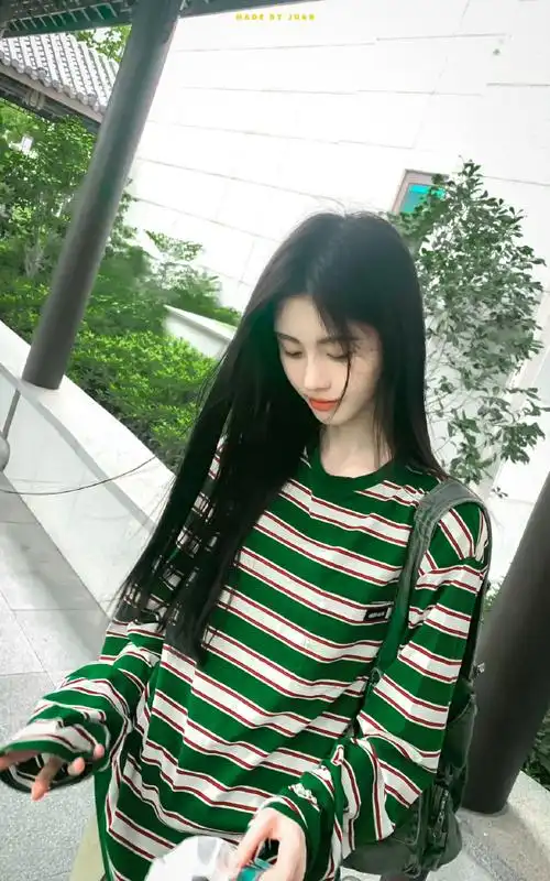 鞠婧祎吃糖被审判