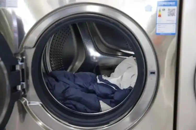冬天洗羽绒服很危险?易爆炸?真相就在这里!_手机搜狐网