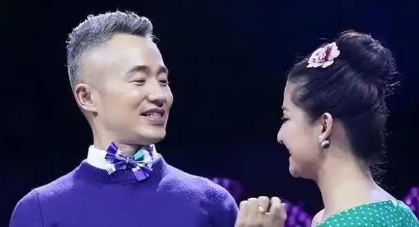 知名主持人程雷:得肝炎娶小18岁美妻,婚后妻子辞职陪身旁