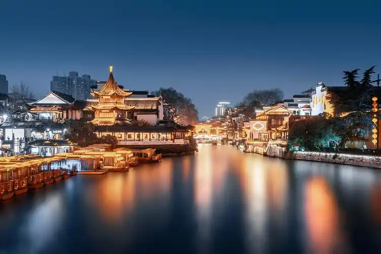 秦淮河畔夫子庙