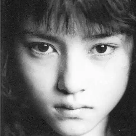 绿茶专属为什么渣女都用富江做头像她要拍成美剧了你知道吗