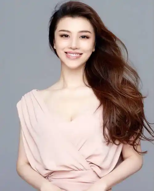 葛天:25岁嫁偶像刘翔,结婚不到1年就分手,如今过得如何了_比赛_北京