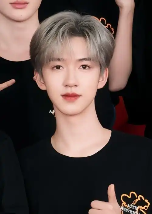 贺峻霖##贺峻霖2024 霖声漫漫扬四海