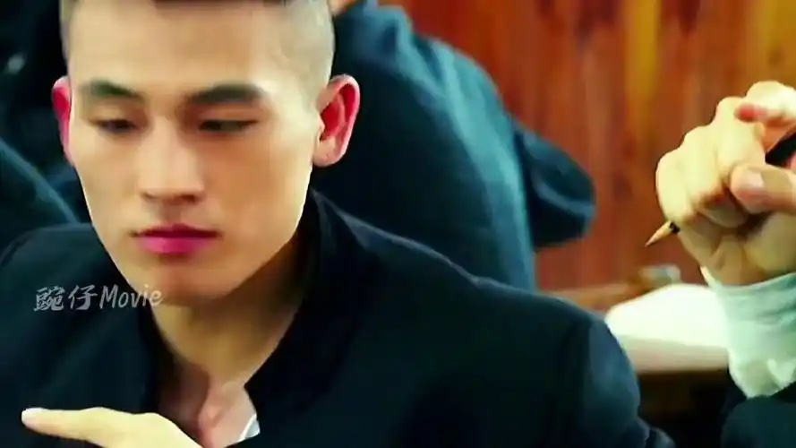 变成老婆就分秒#精彩片段 #我的观影报告 #推荐电影 #青禾男高 #欧豪