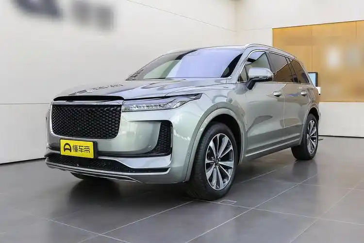 理想one壁纸_理想one_理想one外观图片_35/656张图片_理想one银色