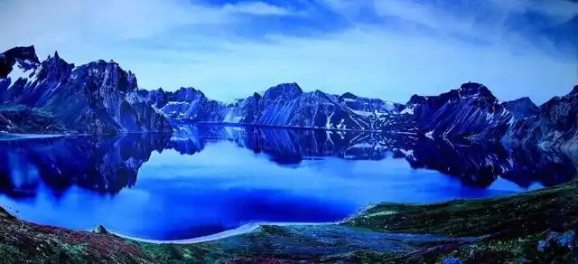 中国第一深湖:最深达373米,曾由我国独有,如今却一国一半