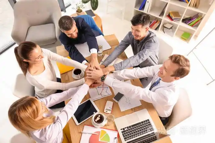 以团结为象征的企业团队照片-正版商用图片0sz8p8-摄图新视界