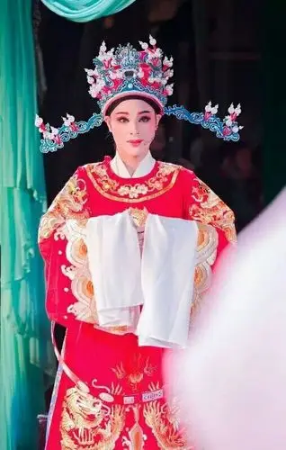 温岭三团_小旦石莲莲舞台剧照