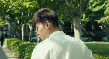 乔任梁"触电"《致青春原来你还在这里》演绎"诡异如风"沈居安