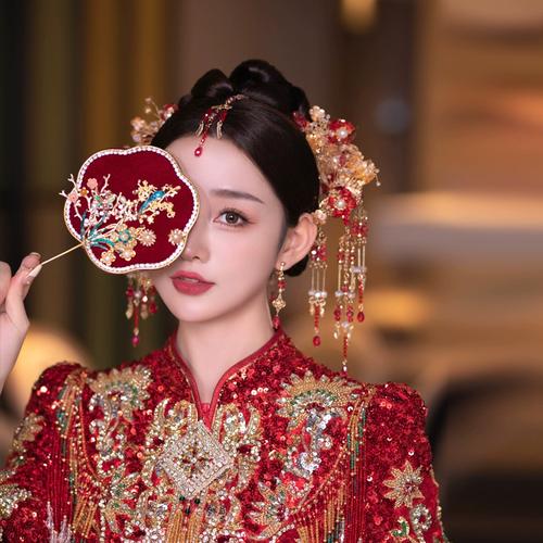 新娘头饰眉心坠秀禾服龙凤褂琉璃花朵流苏中式红色古风汉服发饰品