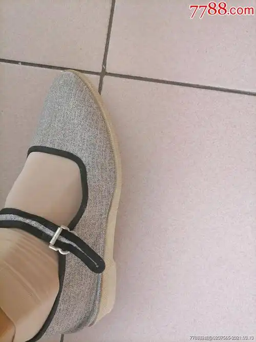 女一带布鞋_男女/鞋靴_第2张_7788陶器收藏