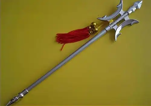 西游记里,金翅大鹏的方天画戟,原来是孙悟空瞧不上的东海宝贝