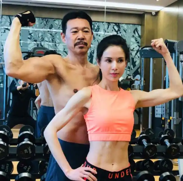 这样的张丰毅65岁,这样的小龙女55岁,李若彤不说谁会相信?