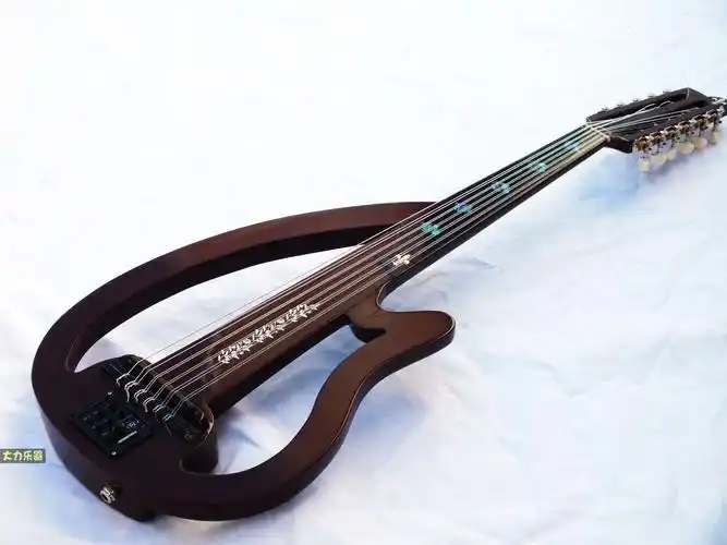 原装正品 乌德琴oud 中东乐器之王 电乌德琴 西洋乐器 拨弦乐器