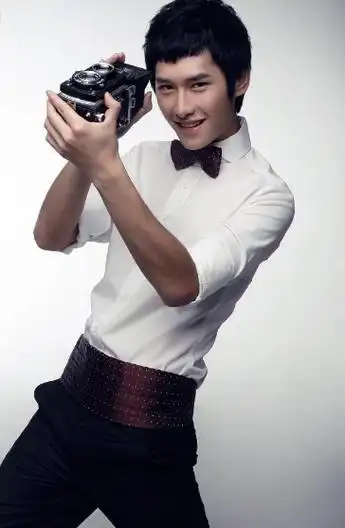 汇总朱梓骁最帅的照片全集