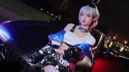 刺青师豆芽#cos#天オ美少女骇客银狼都开amg了!