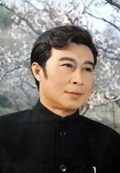 王心刚对精神病妻子不离不弃儿女身价过亿如今活成普通老人