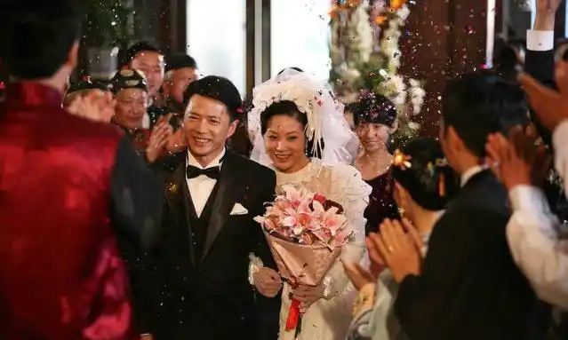 大器晚成的段奕宏,大学没戏演遂成学霸,相爱日籍妻子惹吴京羡慕