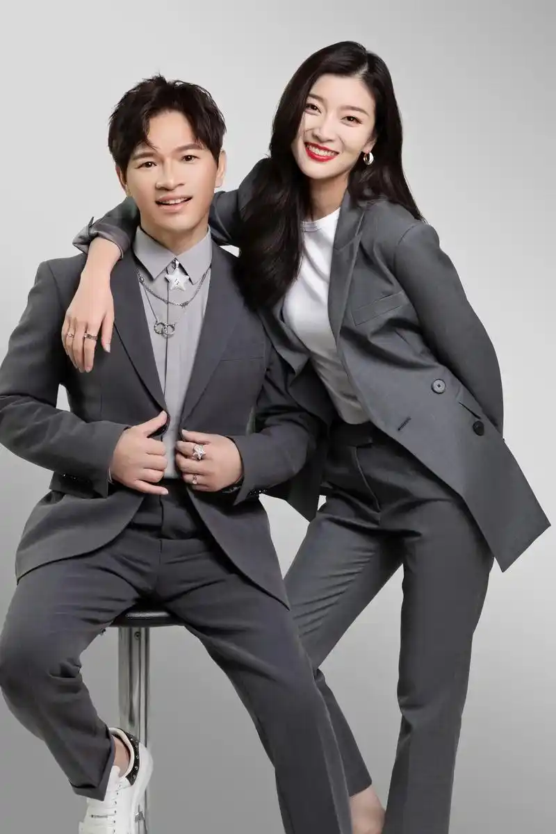 歌手冷漠杨小曼