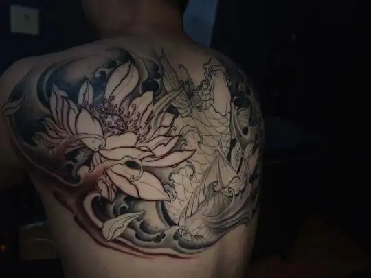 后背半纹身图案大全男_小红书