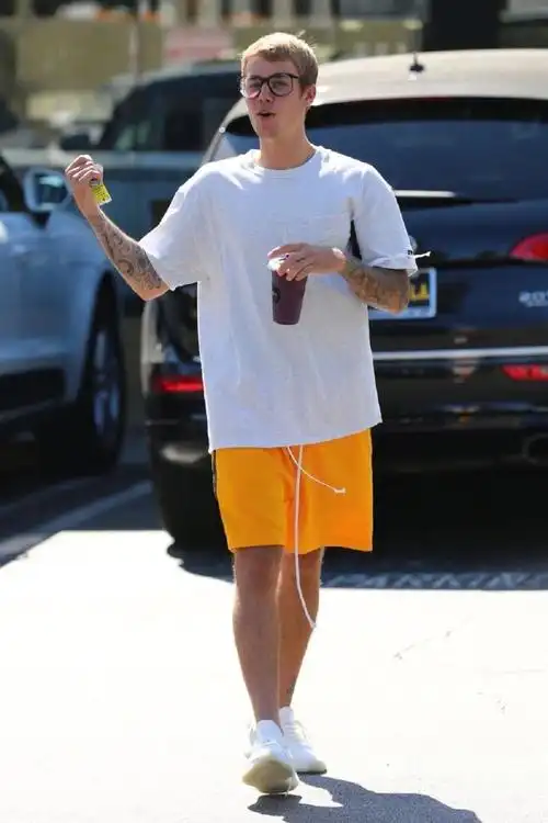 justinbieber# 街拍 | beverly hills, cal.