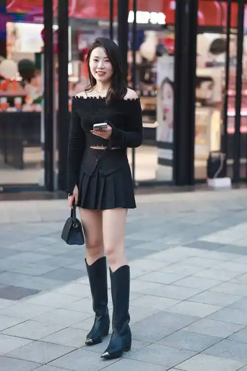 重庆街拍:北城天街20221212-09