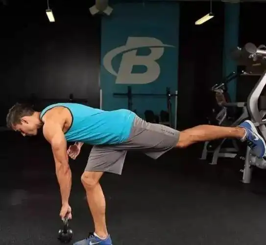 练背不要忽视竖脊肌,掌握这两个动作,让你身体姿态变挺直