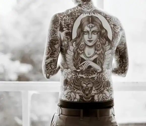 山东纹身展"颠覆三观",人皮扣,缝嘴成新潮流,这爱好难以理解