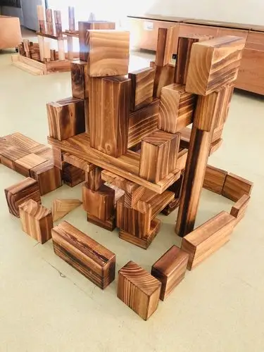 《因建构而精彩,因游戏而快乐》——大六班