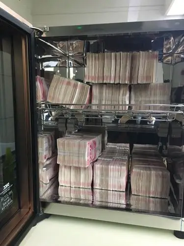 对现金进行严格消杀,对回笼的现金经过紫外线臭氧消毒后,存放7天以上