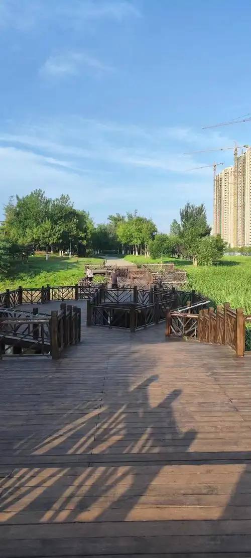 现在已经叫辽河碑林公园了.大盘锦的人有没有和我一样才知道的呀?