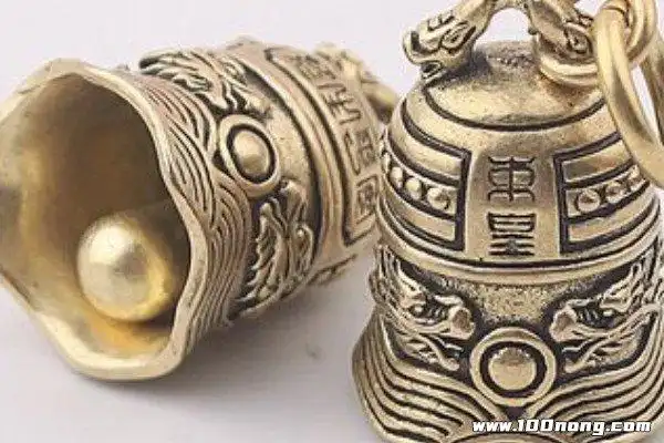 太虚神甲和东皇钟都是洪荒时期赫赫有名的法宝,哪个更厉害属于仁者