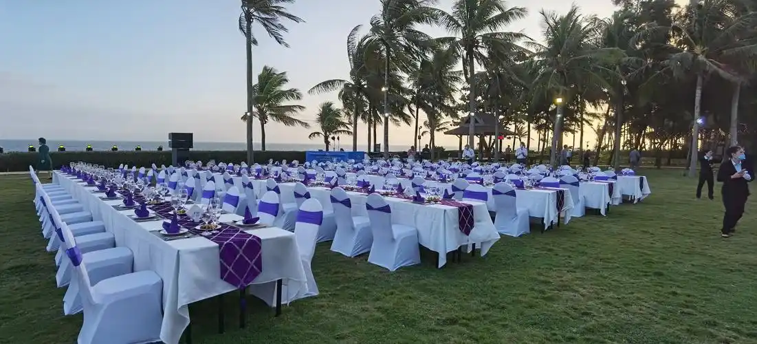 第十一次成员大会暨城市合作组织第三次大会一一望海草坪欢迎晚宴场景