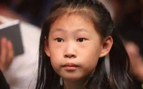 原创原创7年前被说长得丑小沈阳10岁女儿近照获称赞真是女大十八变