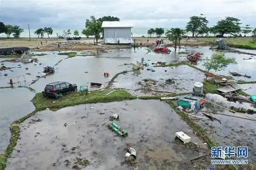 印尼海啸现场满目疮痍