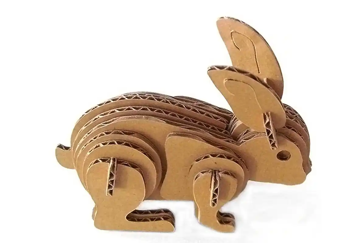 纸板怪兽:日本女子用快递纸盒做手工,效果超酷