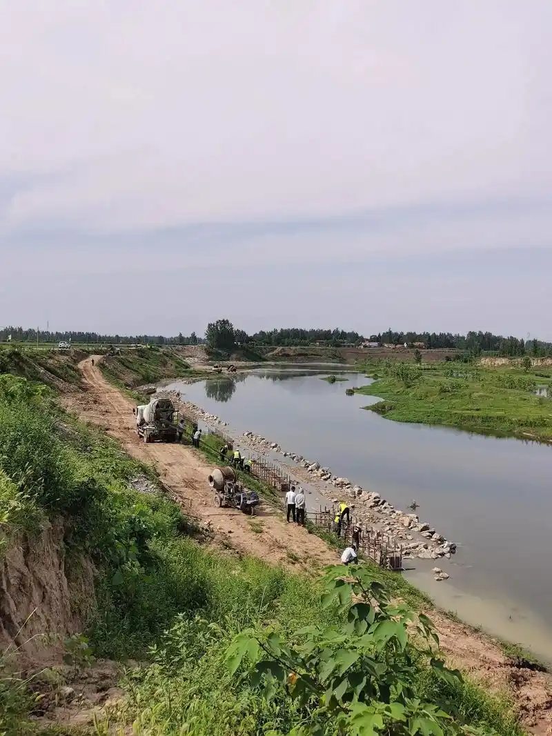 河道治理,效果还是不错的,欢迎大家采用这种形式 - 抖音