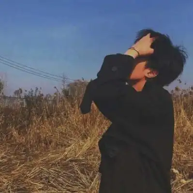 寂寞孤独伤感男生头像