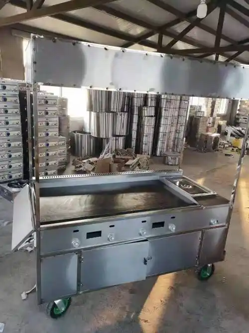 铁板鱿鱼小吃车 定做铁板油炸烧烤多功能小吃车