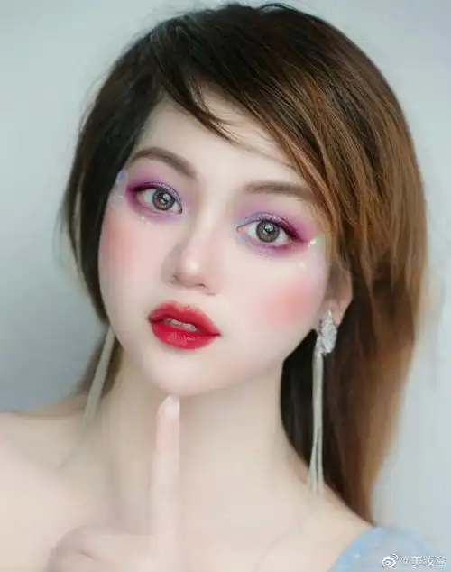 美妆爱用品##创意灵感妆容