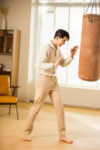 徐正溪赤脚出镜就算了,还把衬衫解开4颗扣子,看得粉丝心跳加速