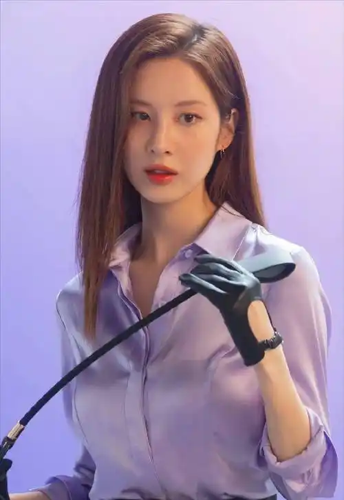 又被少女时代成员徐贤美到的一天:31岁的时尚依旧,妥妥的气质女神_美