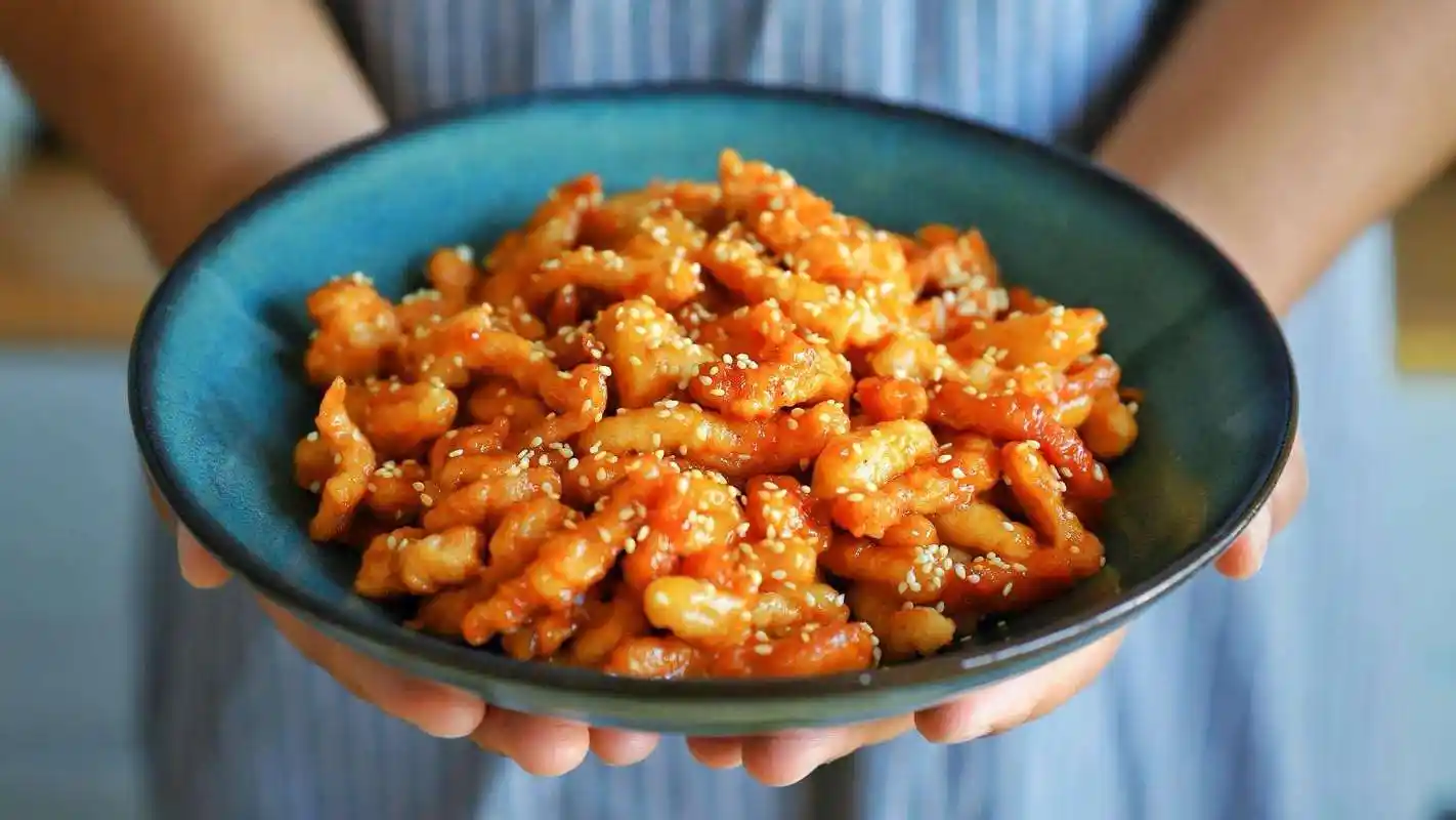 糖醋里脊这样做,怎么吃都不腻,酸甜适中,比买的还好吃!